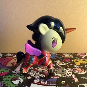 tokidoki x Arcane Blacklight Chrome Unicorno SILCO